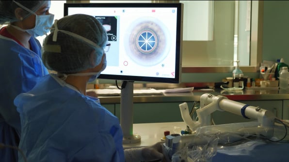 Dr. Ozana Moraru - cataract surgery